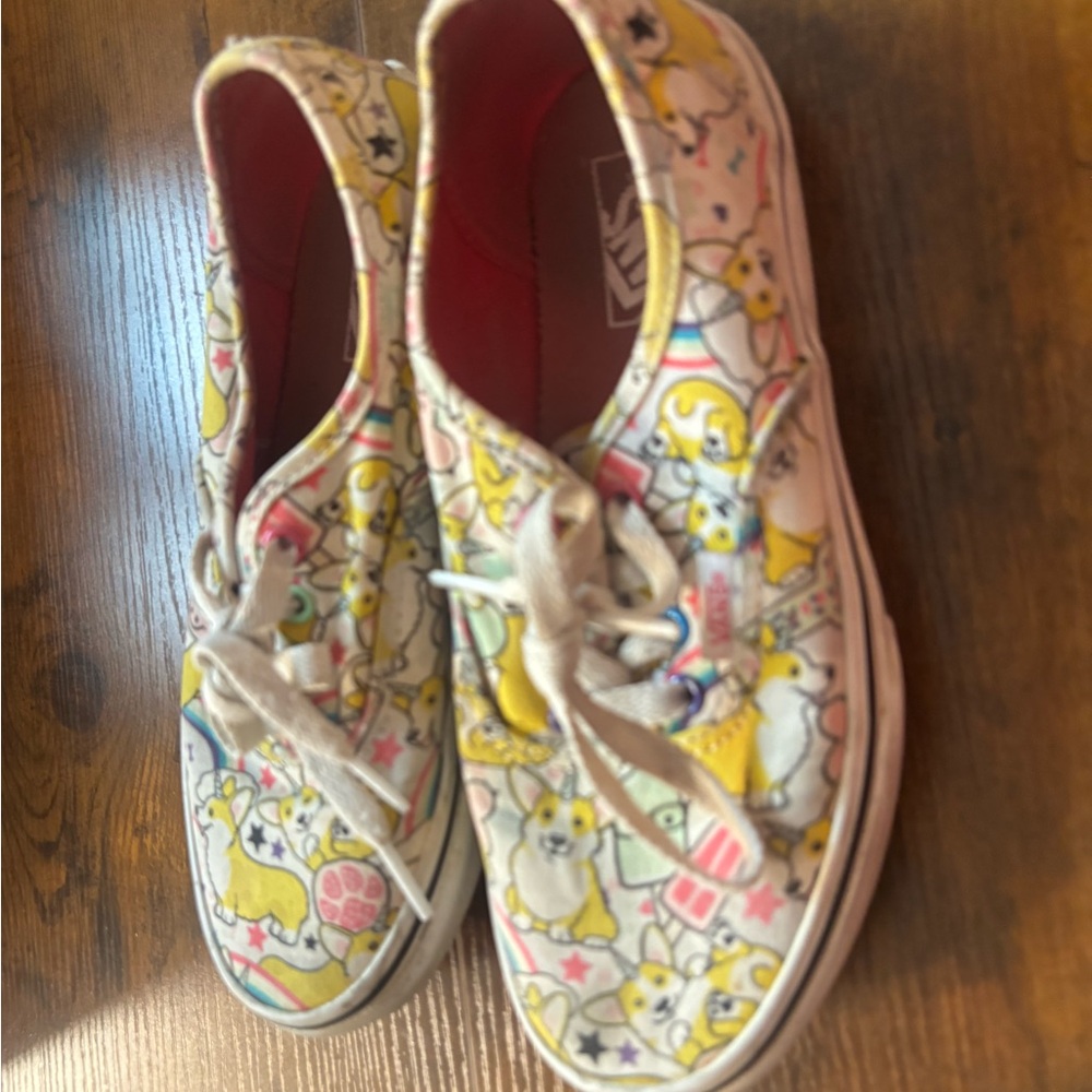Corgi Girls Size 3 Vans Like New - Picture 2 of 3